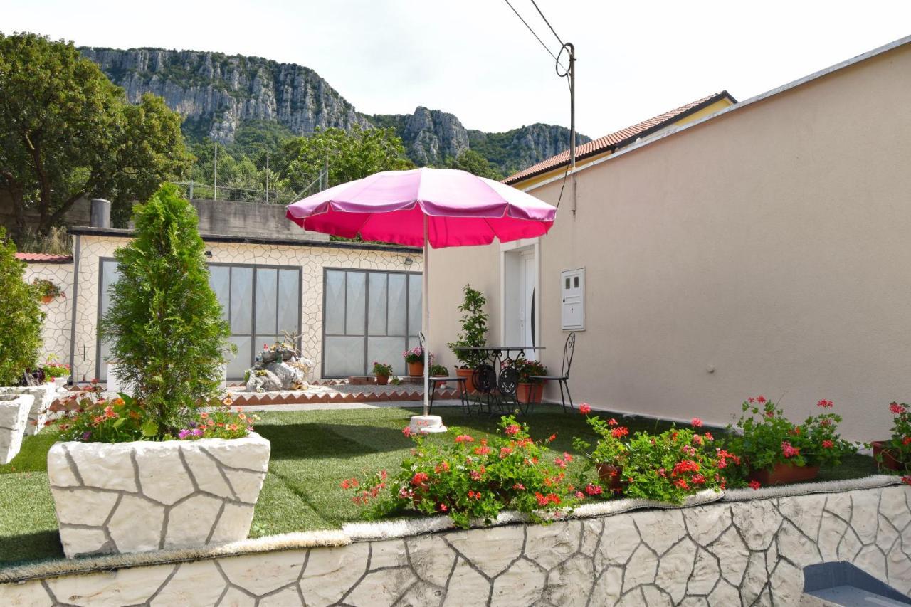 Vacation Home Vesna 布里比尔 外观 照片